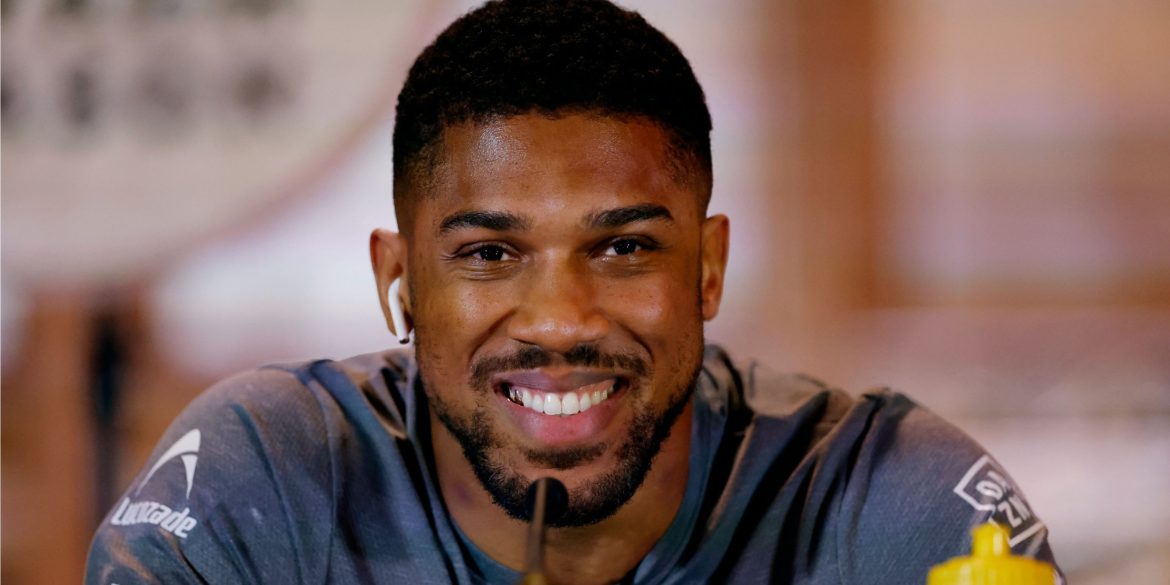 Anthony Joshua weighs in on Messi vs Ronaldo debate, one deciding factor