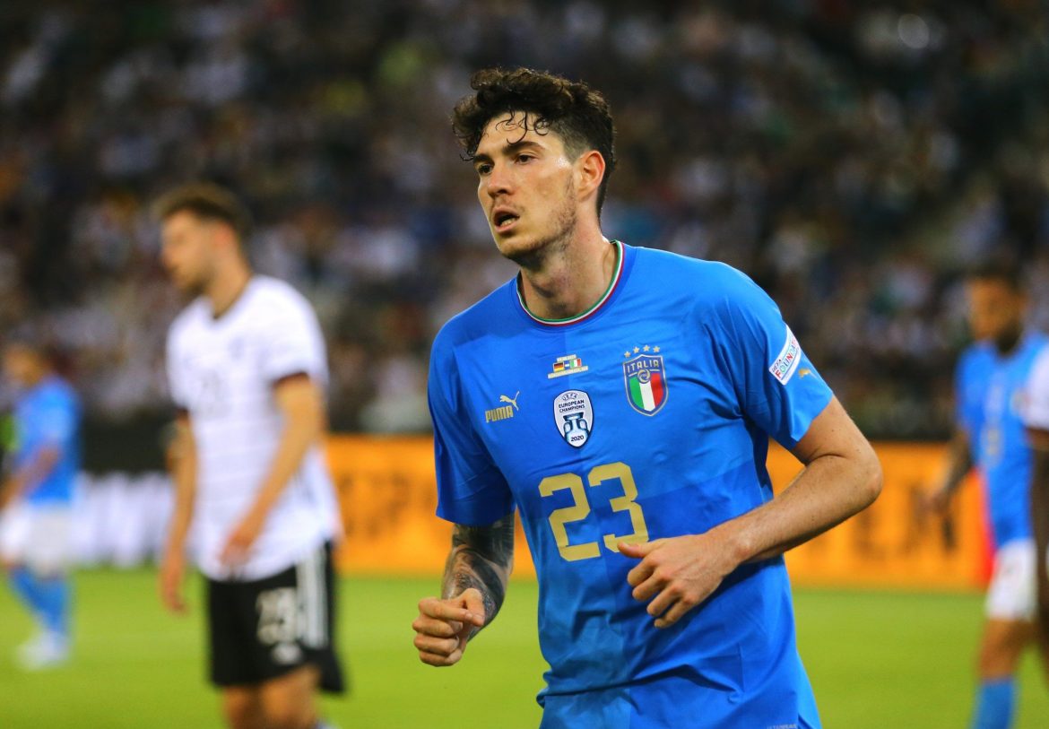 Tottenham: Spurs ‘looking to sign’ two new centre-backs